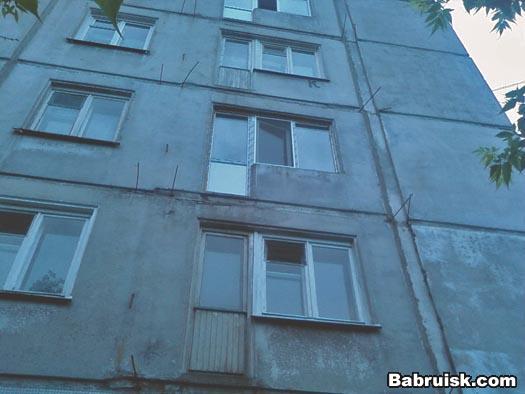 курение на балконе опасно для жизни. Лошадь убивается даже без приема никотина