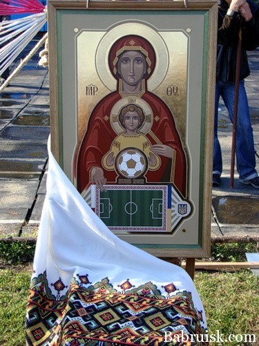 православие головного мозга проникло в футбол :((