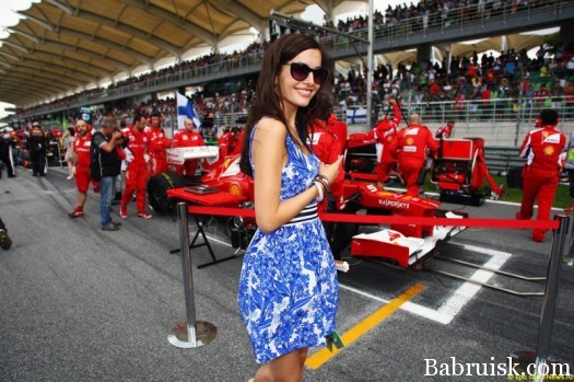 Ferrari girls