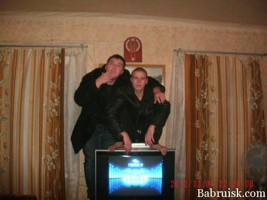 уебаны на телевизоре